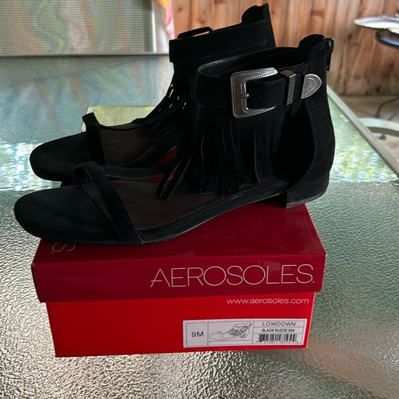 Aerosoles Suede Fringe “Lowdown” Sandal - Picture 2 of 8